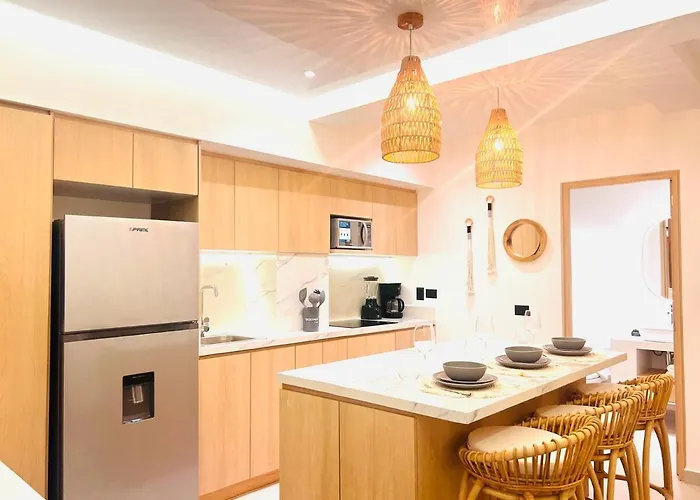 Apartment Modern Oasis In The Heart Of